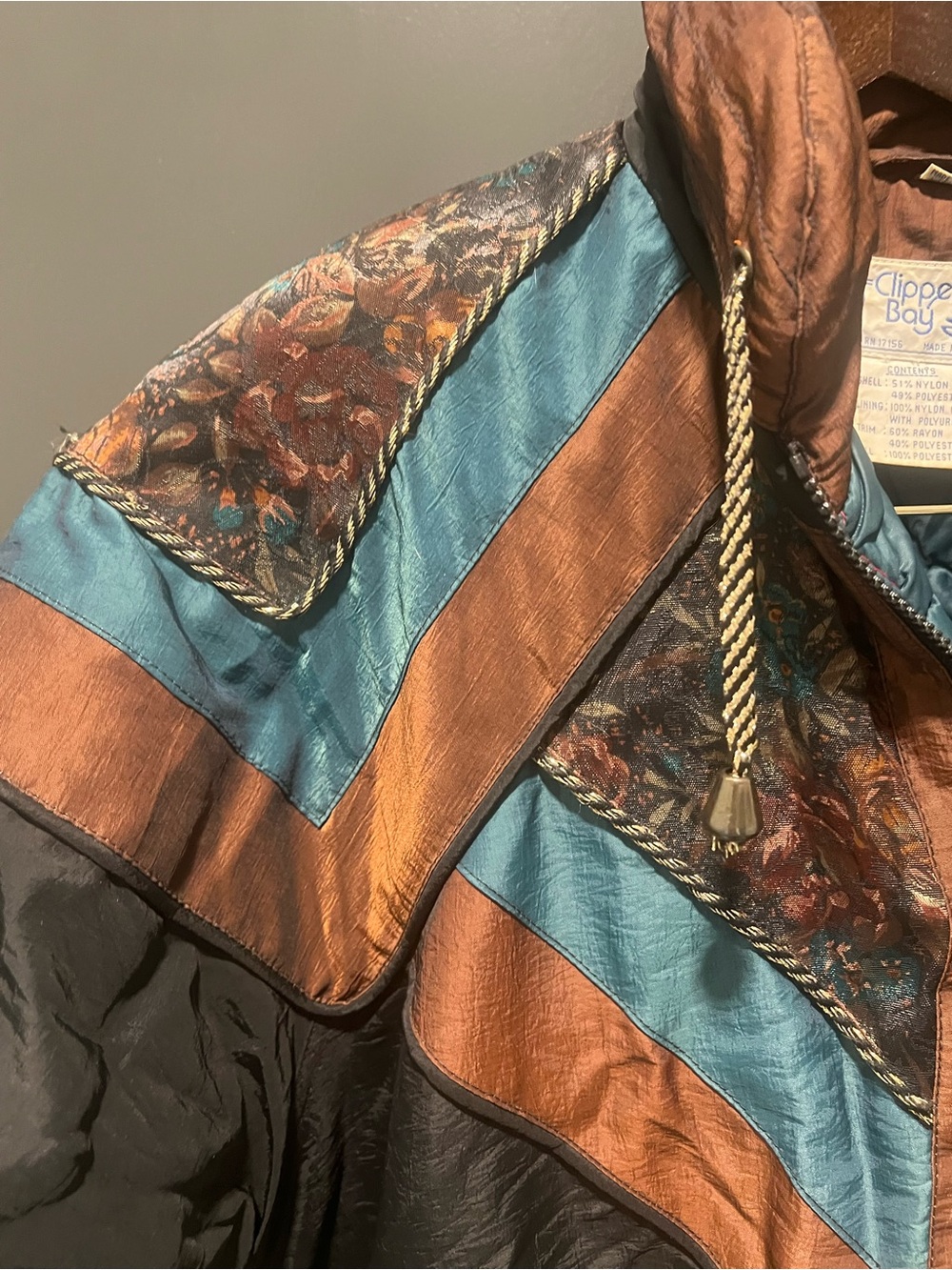 Vtg Clipper Bay Ski Puffer Coat Black/Brown/Teal Baroque Floral Chevron Size M - Picture 3 of 3
